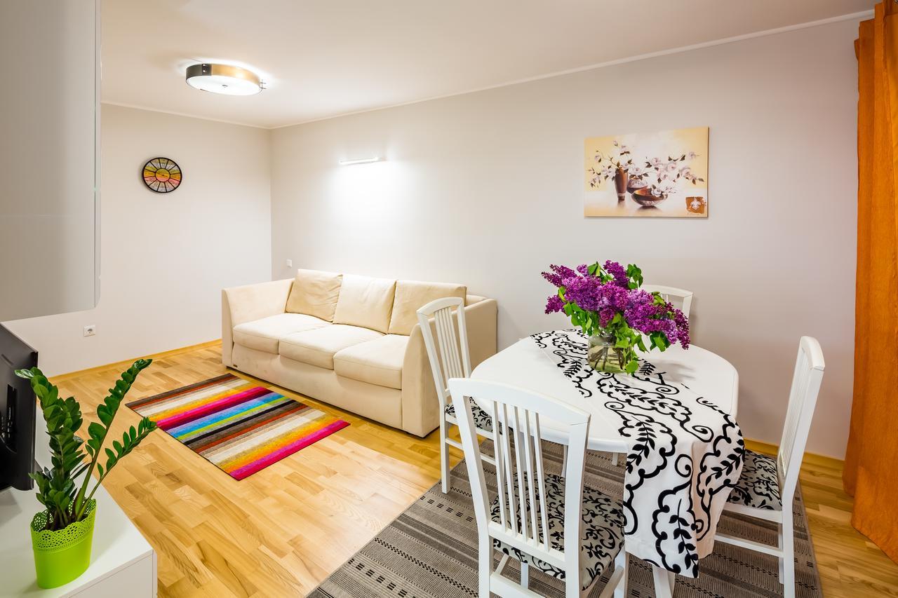 Bv Apartments Svobodu Avenue Lviv Exterior photo